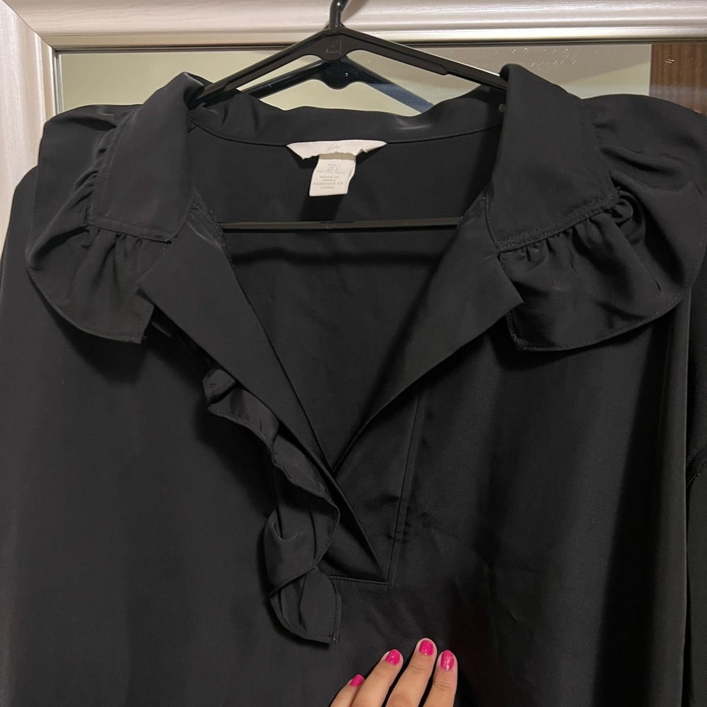H & M Ruffle Blouse